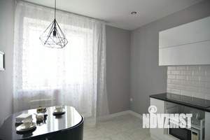 1-к квартира, посуточно, 37м2, 1/1 этаж