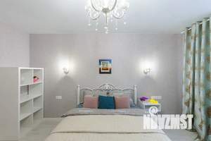 1-к квартира, посуточно, 38м2, 7/10 этаж