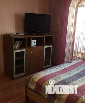 1-к квартира, посуточно, 44м2, 7/10 этаж