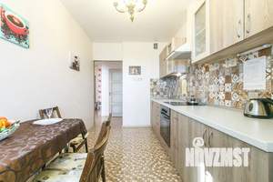 1-к квартира, посуточно, 57м2, 4/25 этаж