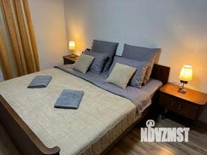 1-к квартира, посуточно, 50м2, 1/1 этаж