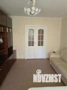 1-к квартира, посуточно, 37м2, 3/9 этаж