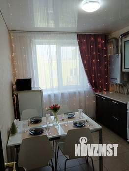 1-к квартира, посуточно, 37м2, 3/3 этаж