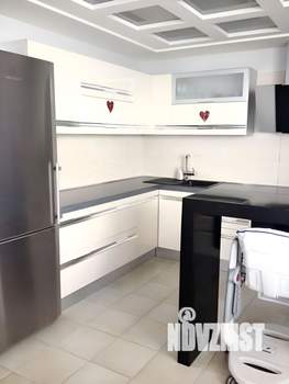 3-к квартира, на длительный срок, 130м2, 16/24 этаж