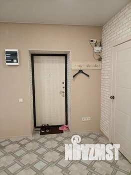 Студия квартира, посуточно, 42м2, 1/16 этаж