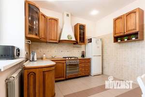 2-к квартира, посуточно, 60м2, 1/1 этаж