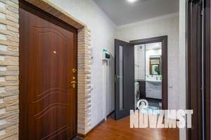 1-к квартира, посуточно, 38м2, 2/24 этаж