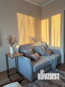 1-к квартира, посуточно, 42м2, 1/1 этаж