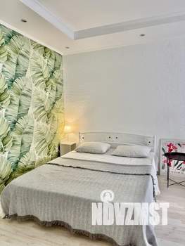 Студия квартира, посуточно, 33м2, 15/24 этаж