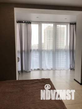 Студия квартира, посуточно, 35м2, 17/18 этаж