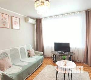 1-к квартира, посуточно, 55м2, 1/1 этаж