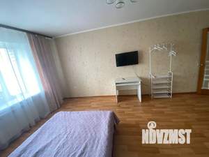 1-к квартира, посуточно, 55м2, 10/18 этаж