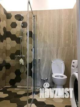 Студия квартира, посуточно, 30м2, 1/5 этаж