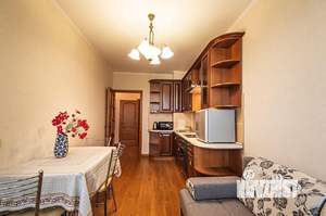 1-к квартира, посуточно, 43м2, 1/1 этаж