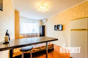 Студия квартира, посуточно, 22м2, 12/21 этаж