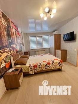 1-к квартира, посуточно, 40м2, 1/5 этаж