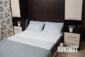 1-к квартира, посуточно, 42м2, 8/13 этаж