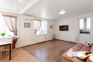 1-к квартира, посуточно, 56м2, 1/1 этаж