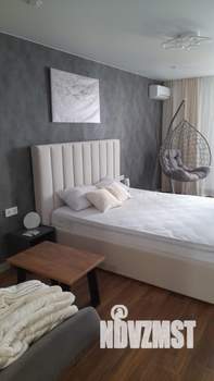 1-к квартира, посуточно, 47м2, 1/1 этаж