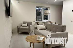 1-к квартира, посуточно, 42м2, -1/4 этаж