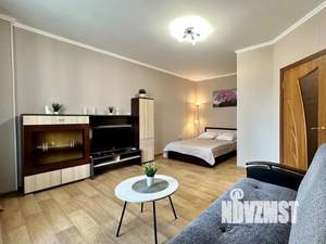 1-к квартира, посуточно, 41м2, 8/17 этаж