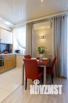 1-к квартира, посуточно, 52м2, 4/5 этаж