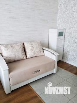 Студия квартира, посуточно, 32м2, 3/22 этаж