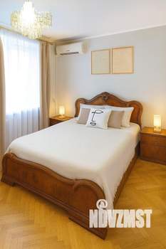 2-к квартира, посуточно, 55м2, 1/1 этаж