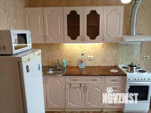 1-к квартира, посуточно, 40м2, 14/14 этаж