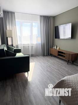 1-к квартира, посуточно, 44м2, 13/25 этаж