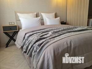 1-к квартира, посуточно, 47м2, 14/14 этаж