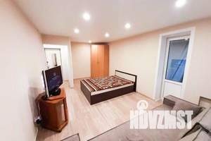 1-к квартира, посуточно, 33м2, 3/9 этаж