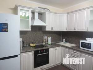 1-к квартира, посуточно, 53м2, 13/16 этаж