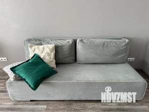 Студия квартира, посуточно, 38м2, 23/24 этаж