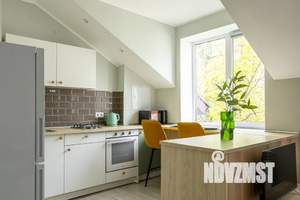 Студия квартира, посуточно, 39м2, 4/4 этаж