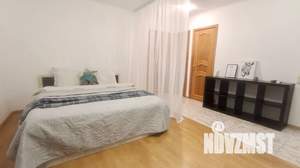 Студия квартира, посуточно, 42м2, 2/16 этаж