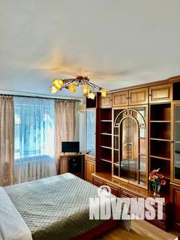 1-к квартира, посуточно, 33м2, 4/11 этаж