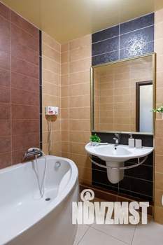 1-к квартира, посуточно, 35м2, 18/18 этаж