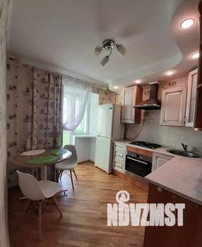 1-к квартира, посуточно, 37м2, 8/16 этаж