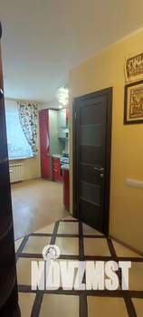 1-к квартира, посуточно, 38м2, 4/9 этаж
