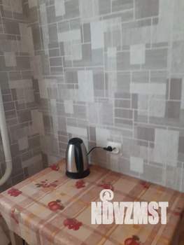 1-к квартира, посуточно, 30м2, 4/9 этаж