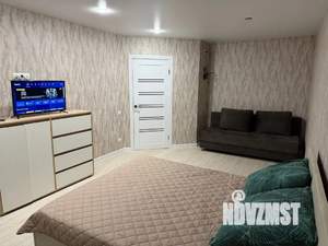 1-к квартира, посуточно, 38м2, 3/9 этаж