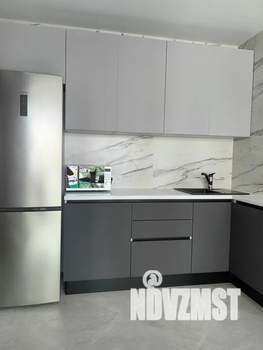 1-к квартира, посуточно, 38м2, 10/19 этаж