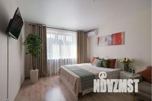 1-к квартира, посуточно, 38м2, 3/10 этаж