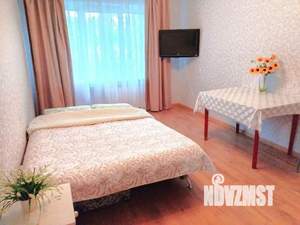 2-к квартира, посуточно, 46м2, 1/1 этаж