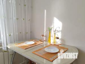 1-к квартира, посуточно, 33м2, 4/9 этаж