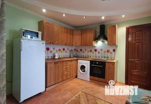 1-к квартира, посуточно, 42м2, 10/18 этаж