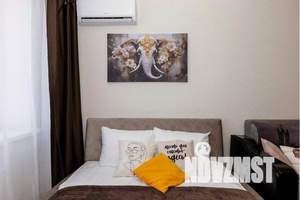 1-к квартира, посуточно, 42м2, 21/27 этаж