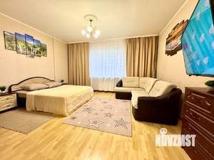 2-к квартира, посуточно, 71м2, 1/10 этаж