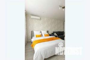 1-к квартира, посуточно, 42м2, 6/9 этаж